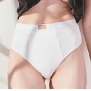 NWT LUNYA Soft Modal Rib Brief In Sincere White